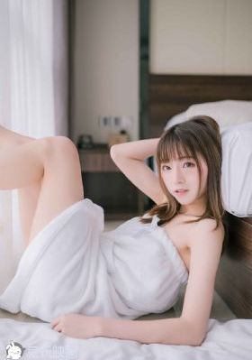 寂寞的女邻居3