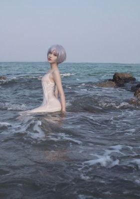 隔壁女孩2