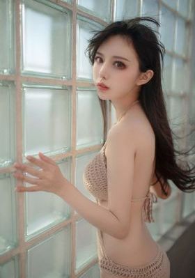迷人服务员bd高清