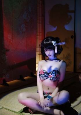 午夜裸体性播放
